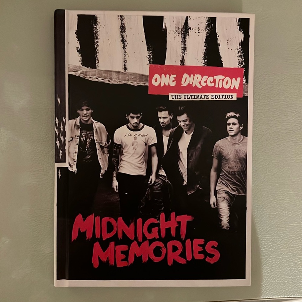 One Direction Midnight Memories The Ultimate Edition CD!